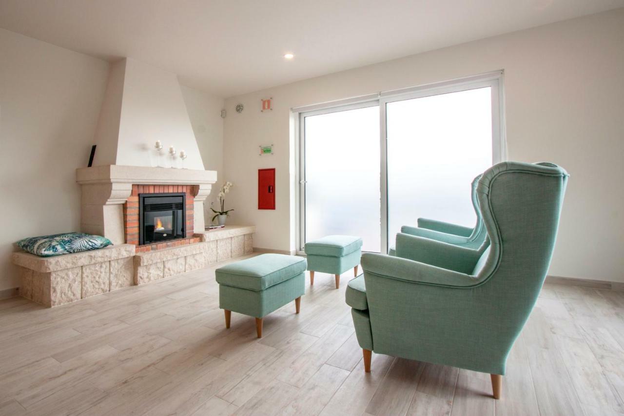 Hillside House Suites & Spa Фош-ду-Арелью Экстерьер фото